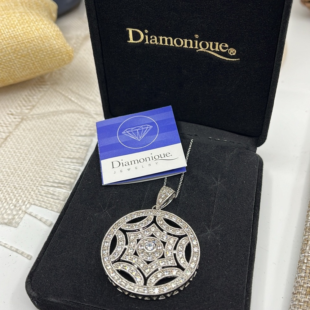 Vintage Diamonique Sterling Silver 925 Circle Pendant Necklace - 16-18" - Picture 3 of 14